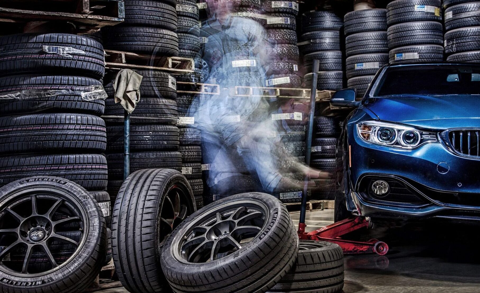 Choosing the Best High-Performance Tires for Your Vehicle