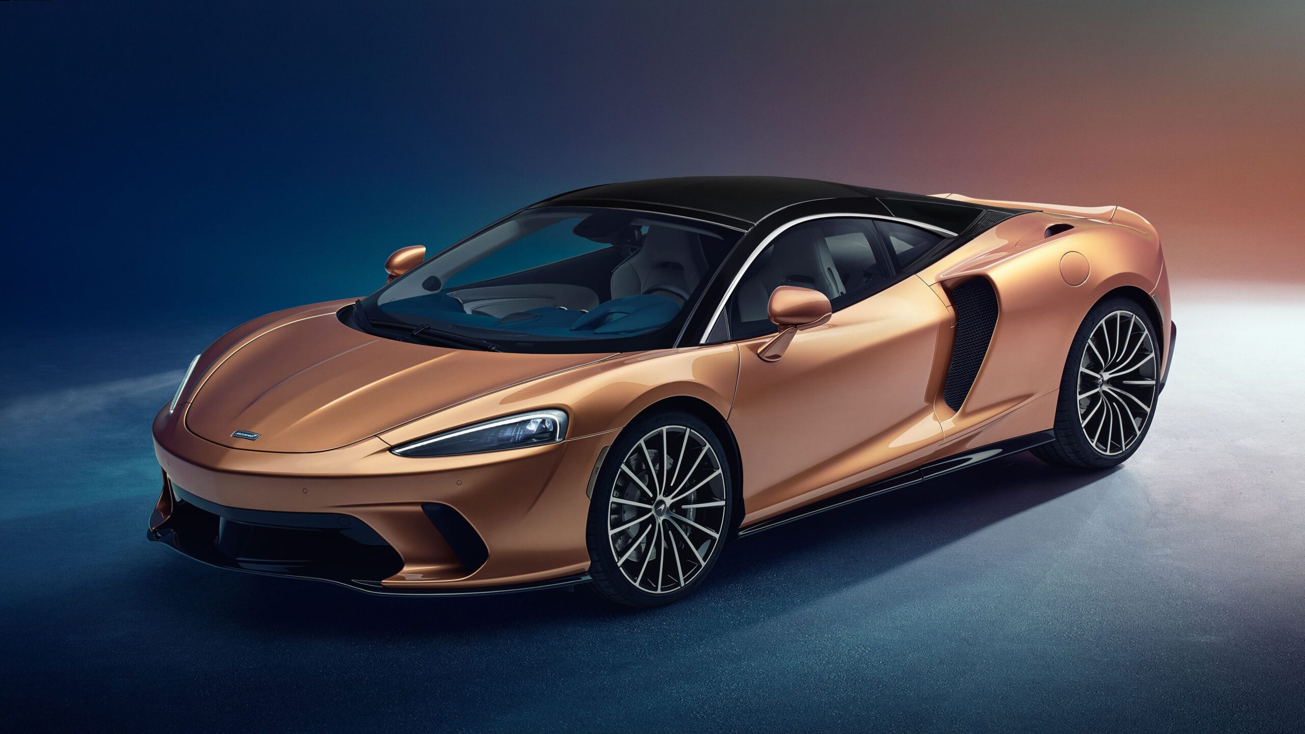 McLaren GT: the versatile supercar with irresistible charm.